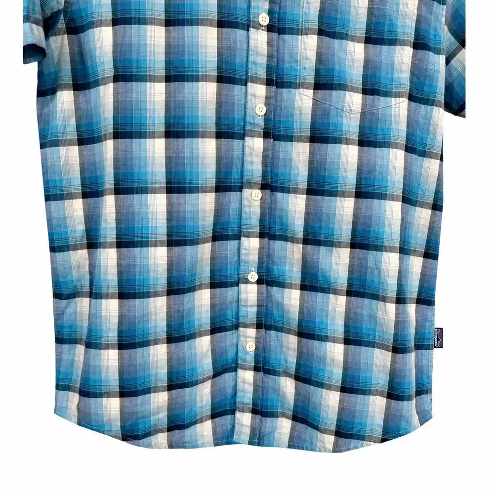 Patagonia Fezzman Men’s Small Blue Plaid Organic Cotton Camp Short Sleeve‎ Shirt